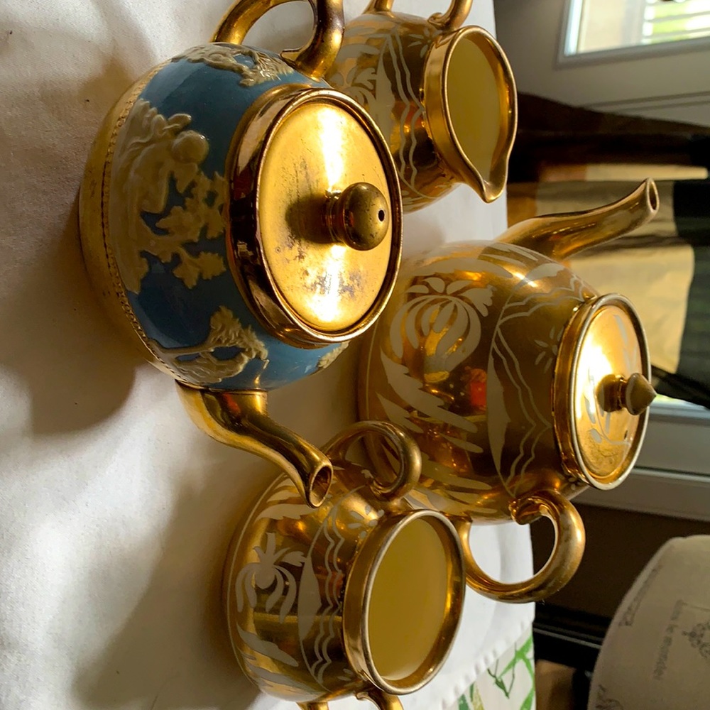 Lustreware Gibsons teapots golden and blue wedge wood looking set.